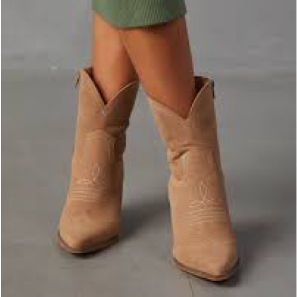 Western boots size 7.5